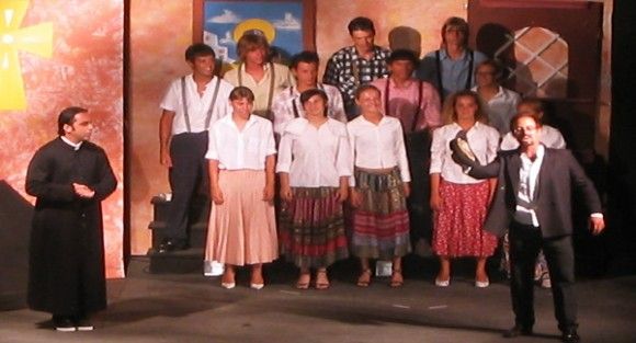A Teatro